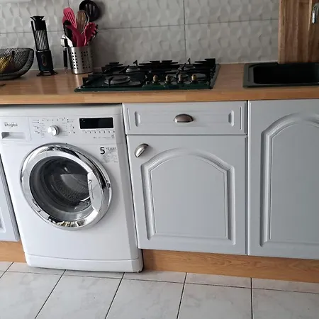 Vakantiehuis Mas Provencal T4 Climatise Avec Parking Et Jardinet *