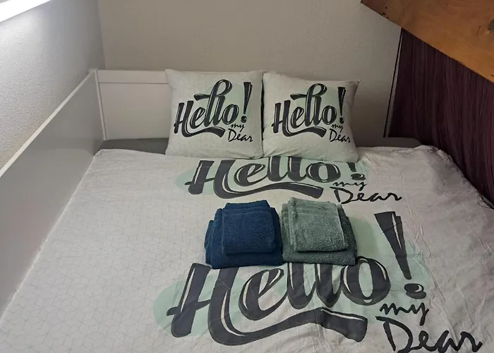 Mas Provencal T4 Climatise Avec Parking Et Jardinet *